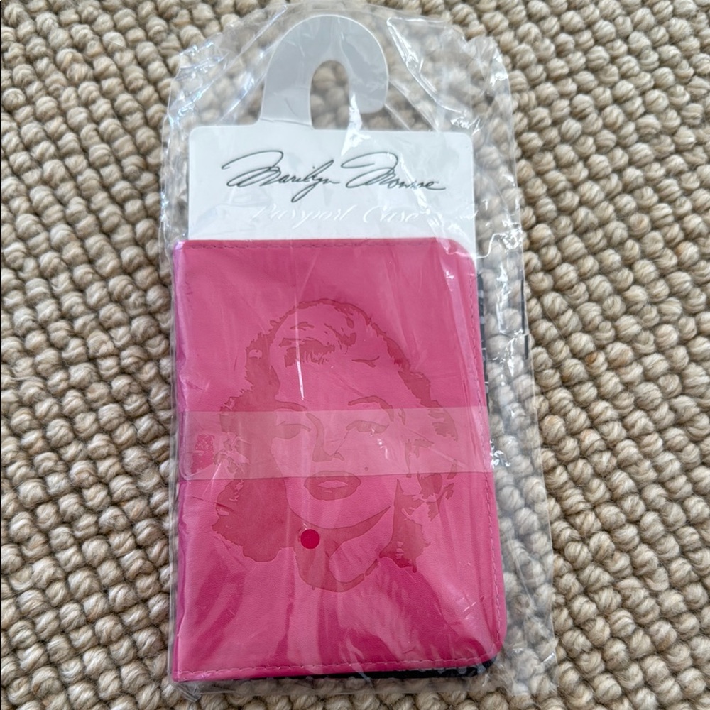 Pink Marilyn Monroe passport case